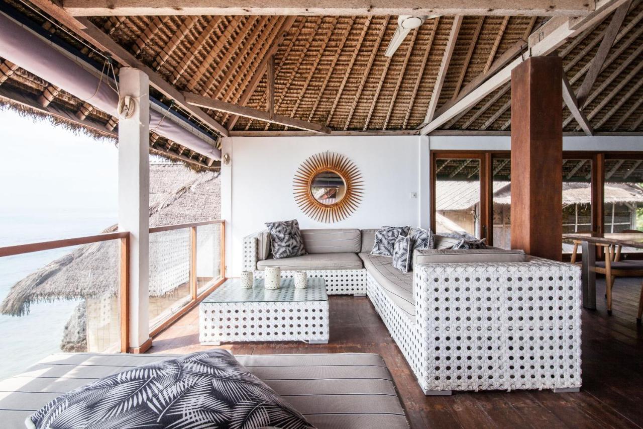 Villa Gmb Beach House ウルワツ エクステリア 写真