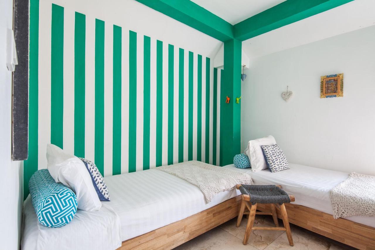 Villa Gmb Beach House ウルワツ エクステリア 写真